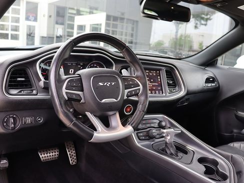 Used 2017 Dodge Challenger SRT w/ Technology Group image 15
