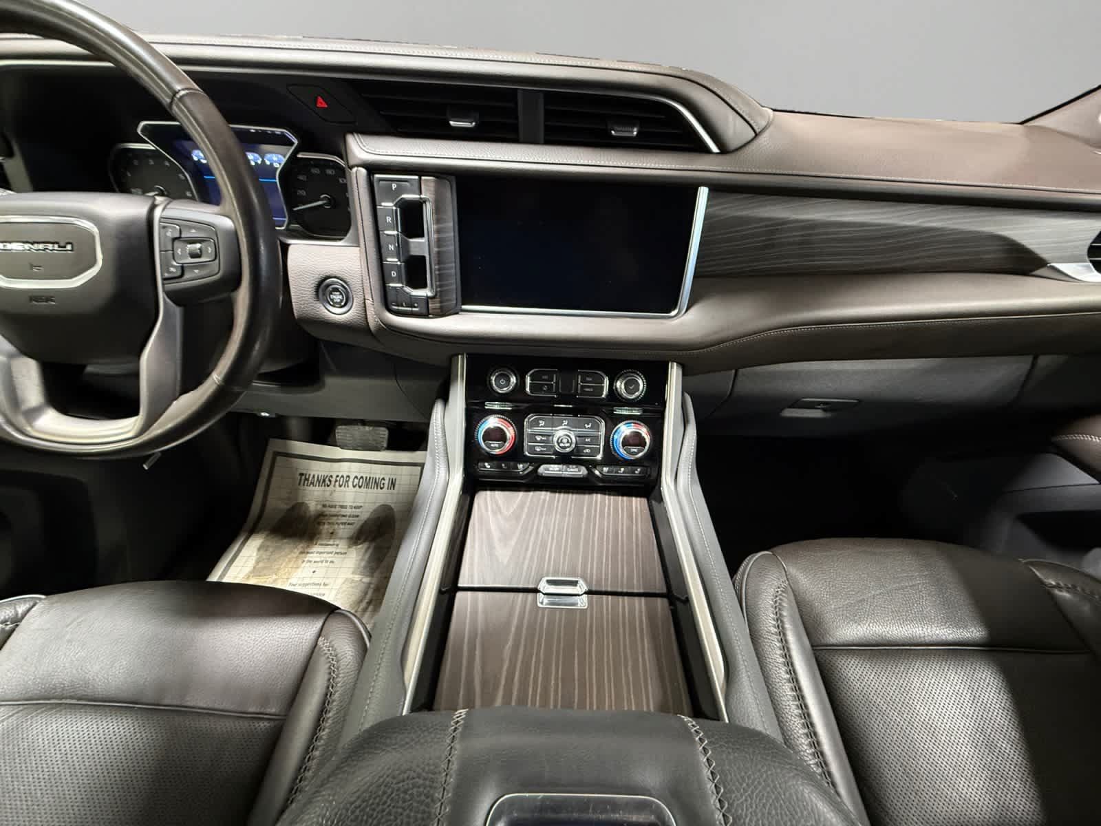 Used 2021 GMC Yukon Denali w/ Denali Premium Package AWD/4WD image 11