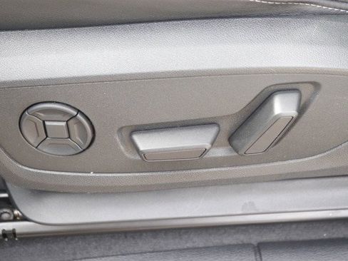 Used 2023 Audi Q3 2.0T Premium Plus w/ Premium Plus Package image 15