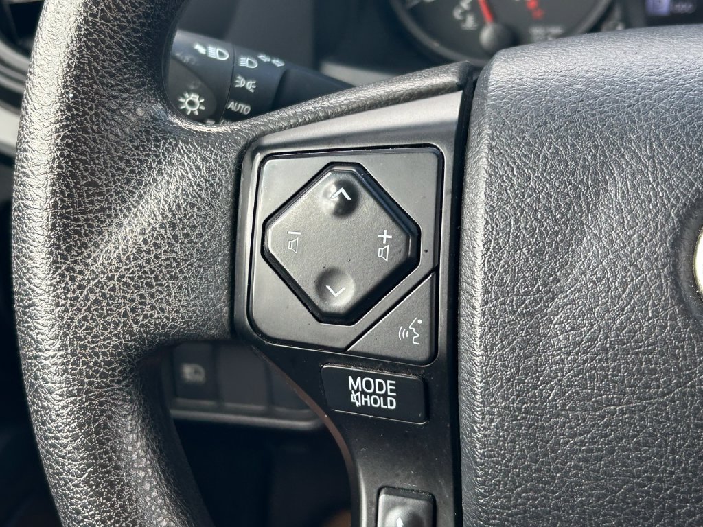 Certified 2023 Toyota Tacoma SR AWD/4WD image 31