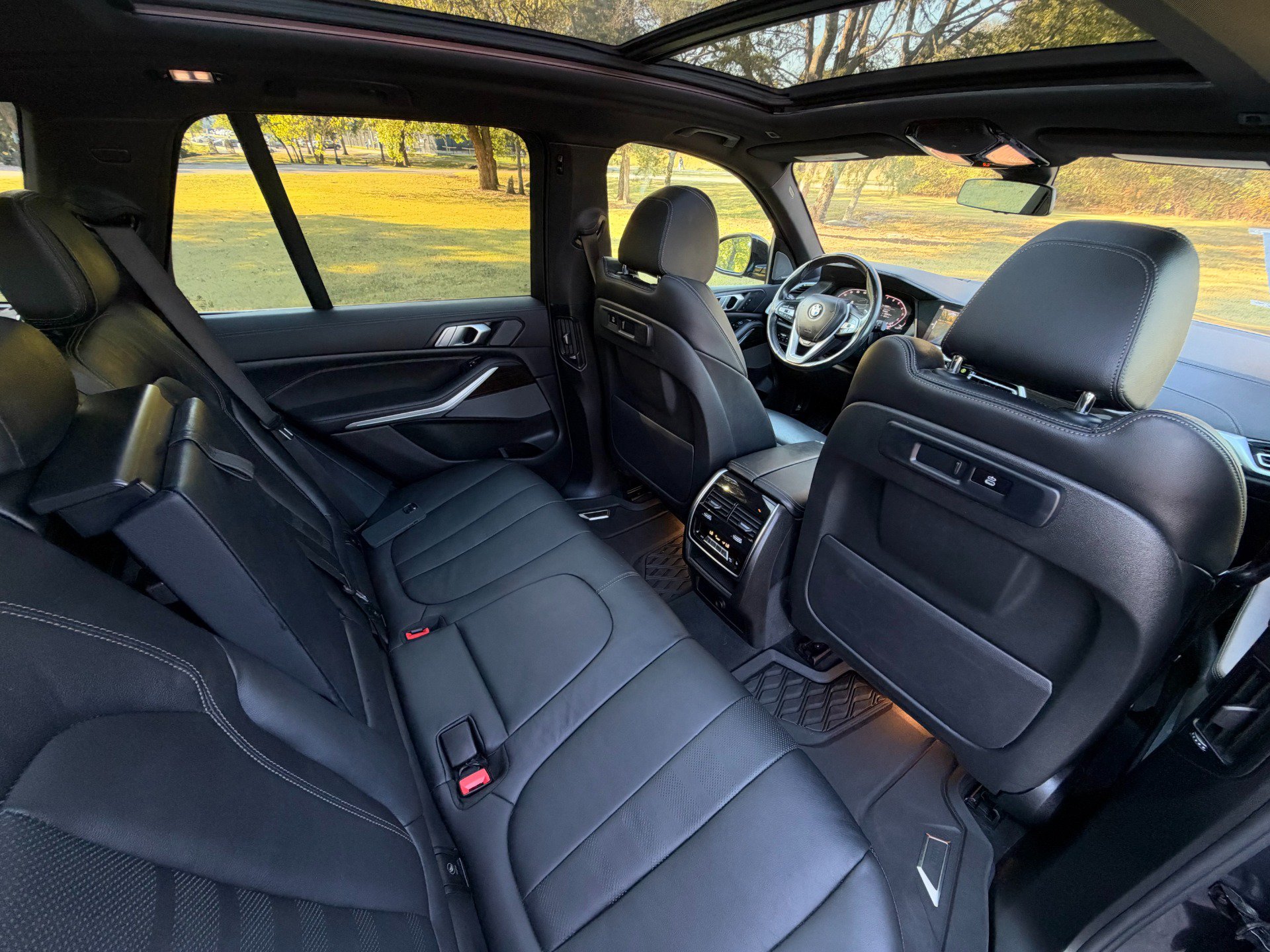 Used 2021 BMW X5 xDrive40i w/ Premium Package AWD/4WD image 25