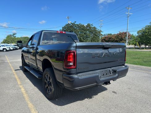 Used 2025 RAM 2500 Big Horn AWD/4WD image 6