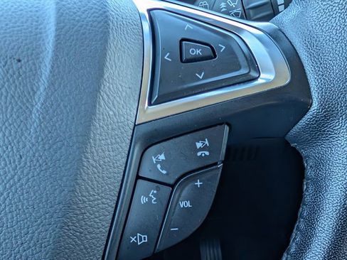 Used 2024 Ford Edge SEL image 23