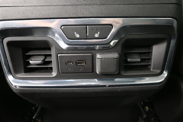Used 2021 GMC Sierra 1500 AT4 w/ AT4 Premium Package AWD/4WD image 21