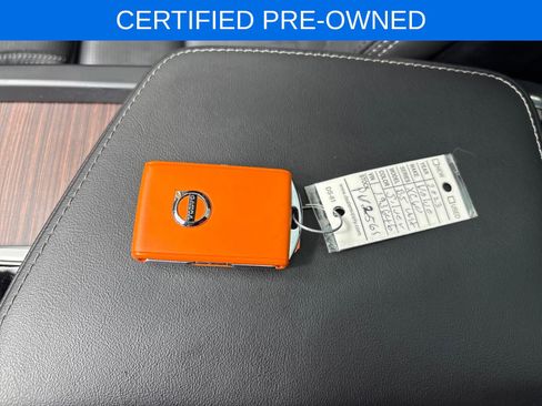 Certified 2023 Volvo XC60 B5 Ultimate w/ Climate Package image 36