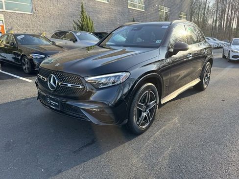 Used 2025 Mercedes-Benz GLC 300 4MATIC image 7