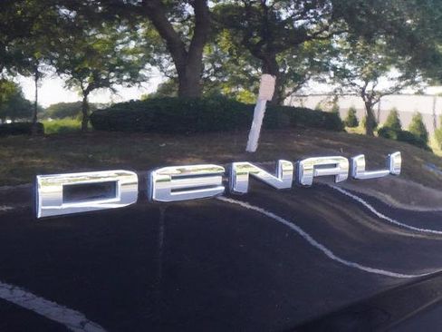 Used 2024 GMC Yukon Denali AWD/4WD image 39