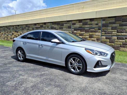 Used 2018 Hyundai Sonata SEL FWD image 1