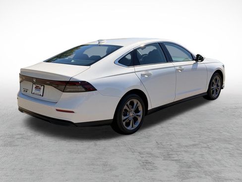 Used 2024 Honda Accord EX image 6