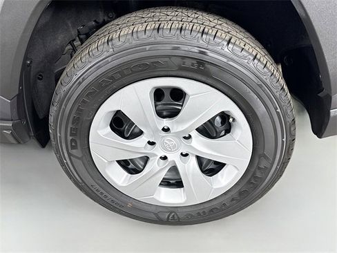 Certified 2025 Toyota RAV4 LE image 29