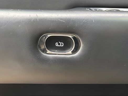 Used 2023 Genesis G90 3.5T image 29