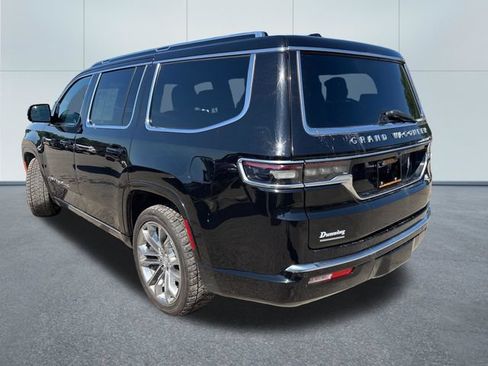 Used 2022 Jeep Grand Wagoneer Series II AWD/4WD image 2