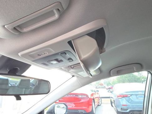 Used 2024 Toyota Camry SE FWD image 18