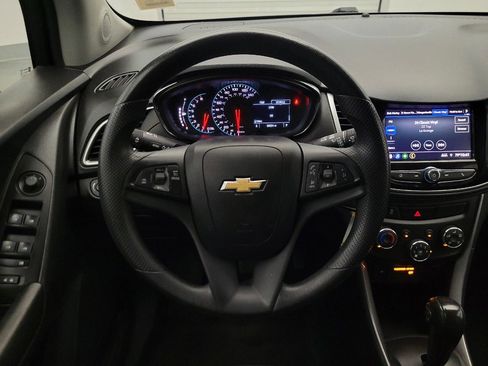 Used 2021 Chevrolet Trax LS w/ Tint and Cruise Package FWD image 22