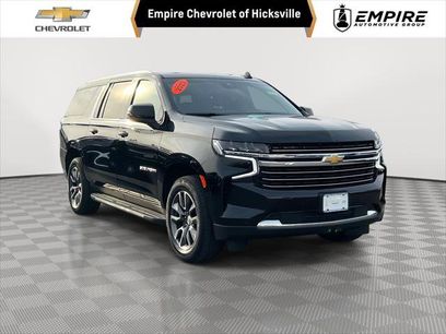 Used 2023 Chevrolet Suburban LT w/ LT Signature Plus Package