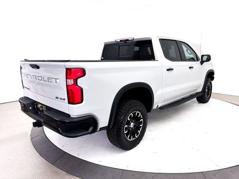 Used 2024 Chevrolet Silverado 1500 ZR2 w/ Technology Package AWD/4WD image 21