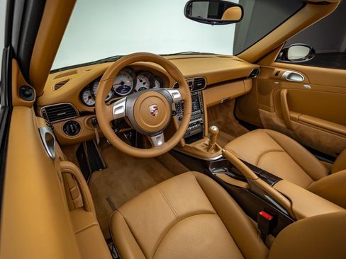 Used 2008 Porsche 911 Carrera S image 32