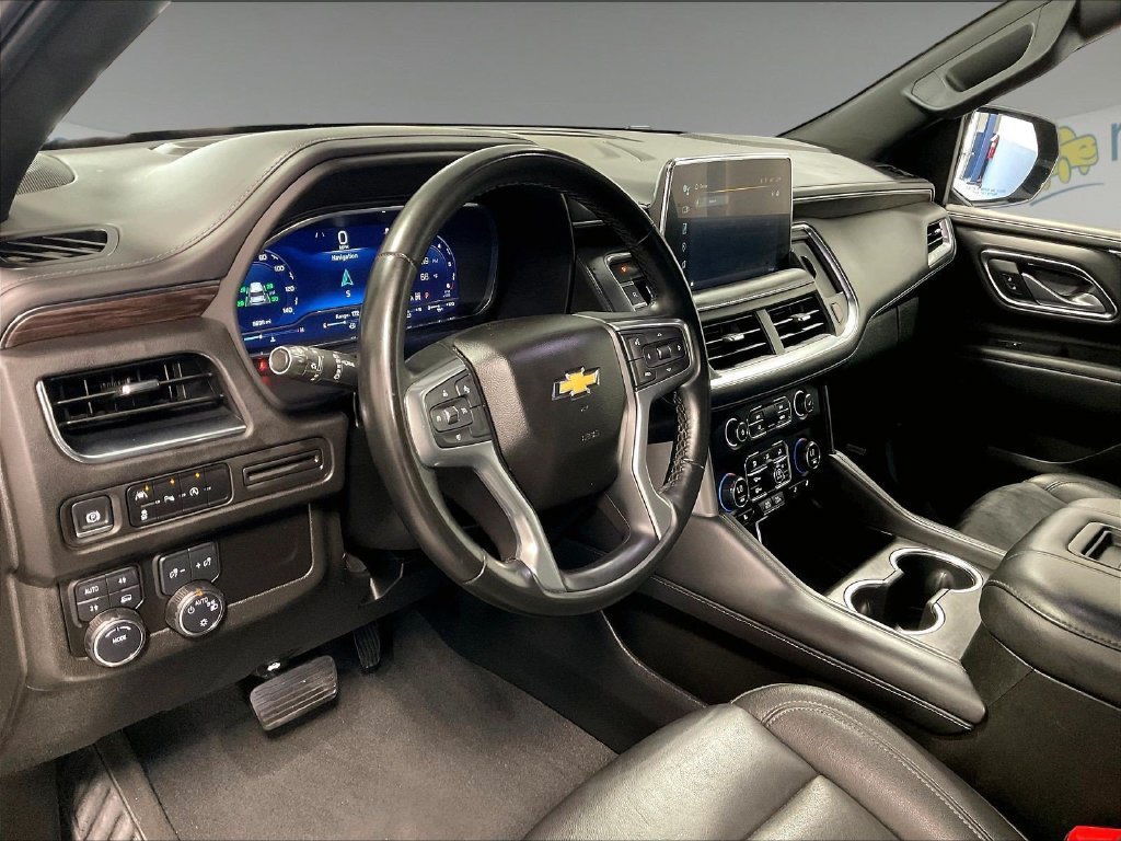 Used 2024 Chevrolet Suburban LT AWD/4WD image 8