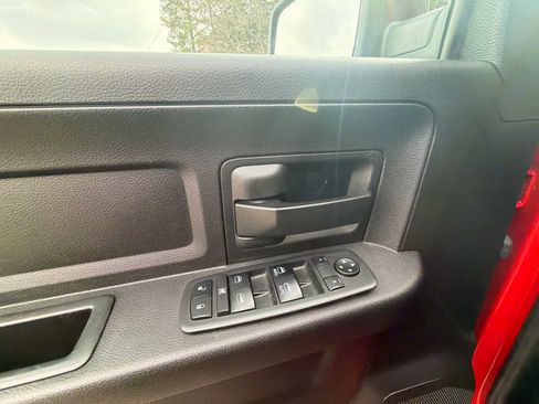 Used 2018 RAM 1500 Express w/ Express Value Package image 19