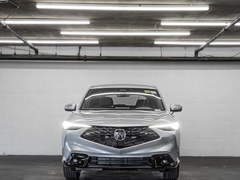 Used 2025 Acura ADX A-Spec image 8