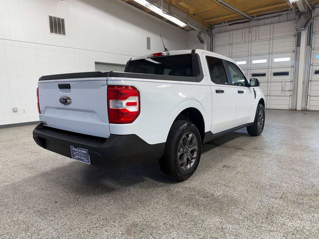 Used 2022 Ford Maverick XLT FWD image 6