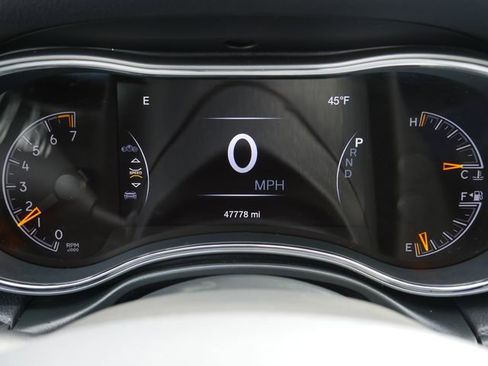 Used 2020 Jeep Grand Cherokee Limited image 29