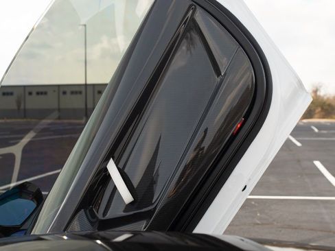 Used 2021 Lamborghini Aventador SVJ image 29