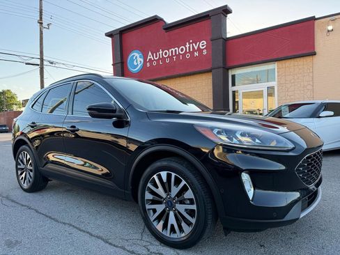 Used 2020 Ford Escape Titanium AWD/4WD image 1