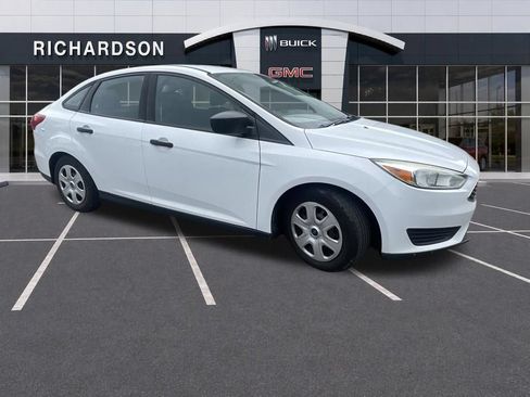 Used 2015 Ford Focus S FWD image 6