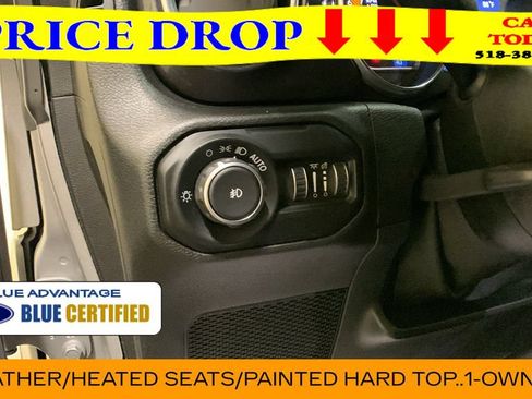 Used 2021 Jeep Wrangler Unlimited Sahara AWD/4WD image 28