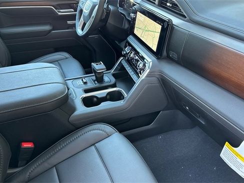 New 2026 GMC Sierra 1500 Denali w/ Denali Reserve Package image 17