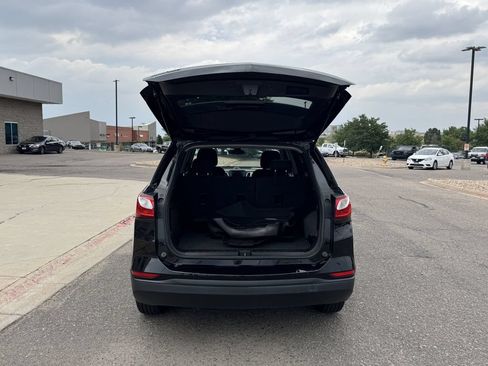 Used 2020 Chevrolet Equinox LS w/ LS Convenience Package FWD image 9