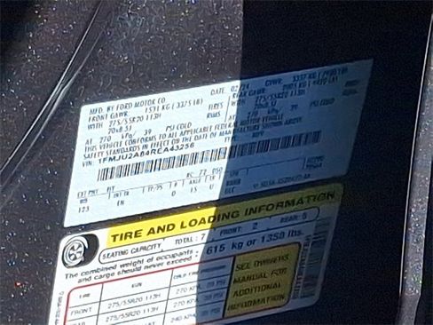 Used 2024 Ford Expedition Limited image 30