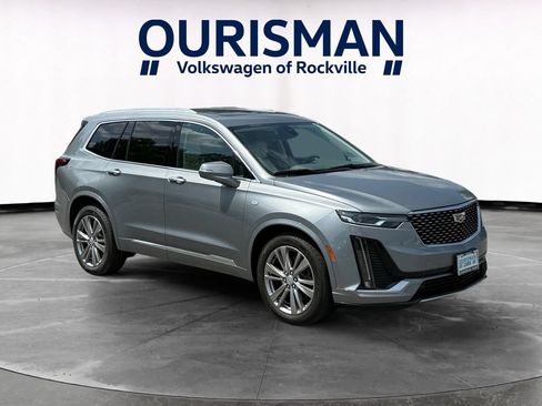 Used 2024 Cadillac XT6 Premium Luxury AWD/4WD image 1