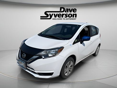 Used 2019 Nissan Versa Note SV FWD image 1