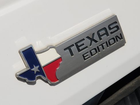 Used 2014 Ford F150 XLT w/ Equipment Group 302A Luxury image 12