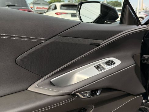 Used 2024 Chevrolet Corvette Z06 RWD image 13
