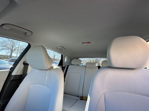 New 2026 Hyundai Kona SE image 31