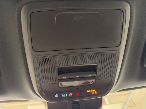 New 2026 Chevrolet Traverse Z71 w/ Driver Confidence Package image 23