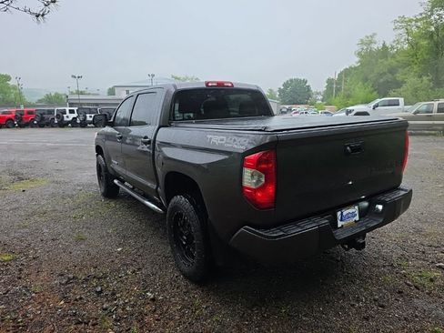 Used 2016 Toyota Tundra SR5 w/ TRD Off Road Package AWD/4WD image 6