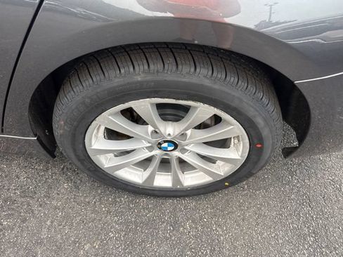Used 2018 BMW 320i xDrive Sedan AWD/4WD image 18