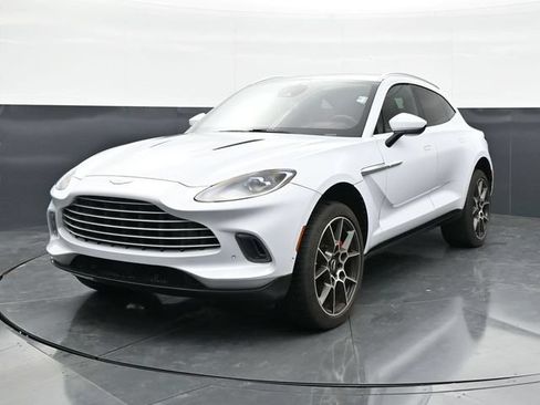 Used 2021 Aston Martin DBX AWD/4WD image 5
