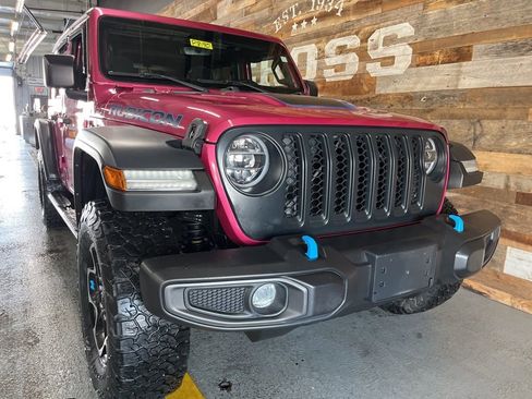 Used 2022 Jeep Wrangler Unlimited Rubicon 4xe image 57