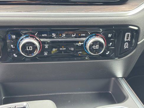 New 2025 GMC Sierra 1500 SLT w/ SLT Premium Plus Package image 19