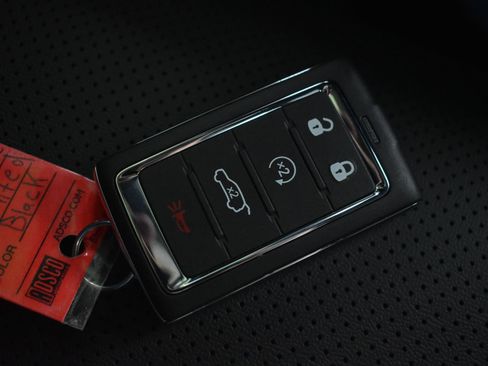 New 2026 Jeep Cherokee Limited AWD/4WD image 32