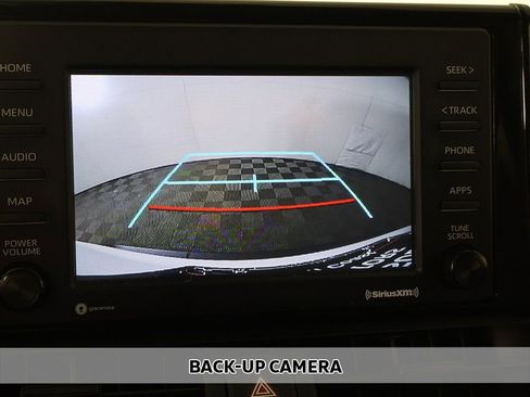 Used 2020 Toyota RAV4 XLE w/ Convenience Package AWD/4WD image 6