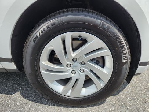 Certified 2025 Land Rover Range Rover Evoque S image 7