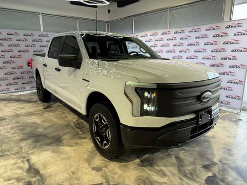 Used 2022 Ford F150 Lightning Pro image 5