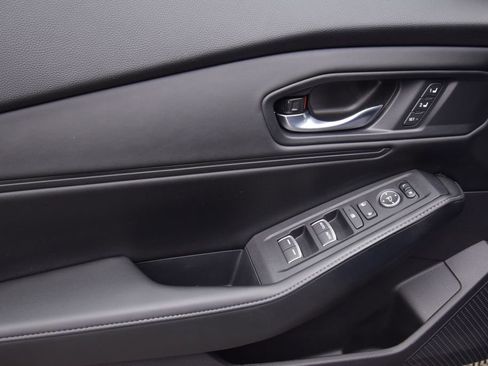 Used 2023 Honda Accord Sport image 26