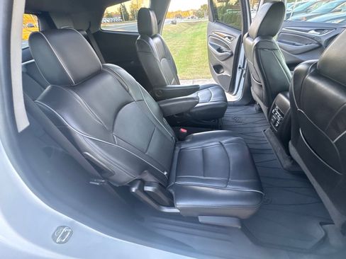Used 2020 Buick Enclave Avenir w/ Avenir Technology Package image 21